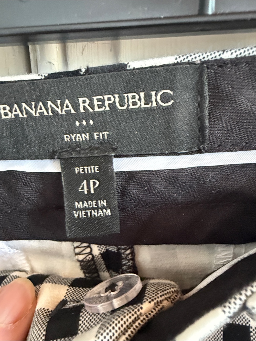 Banana Republic Navy Gingham Ryan Fit Pants size 4P - Picture 6 of 10